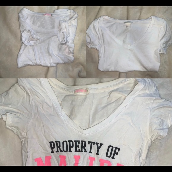 COZY SWEATERS ETC💋 - Picture 2 of 4